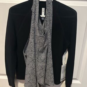 Women's Black and White Sleeveless Top